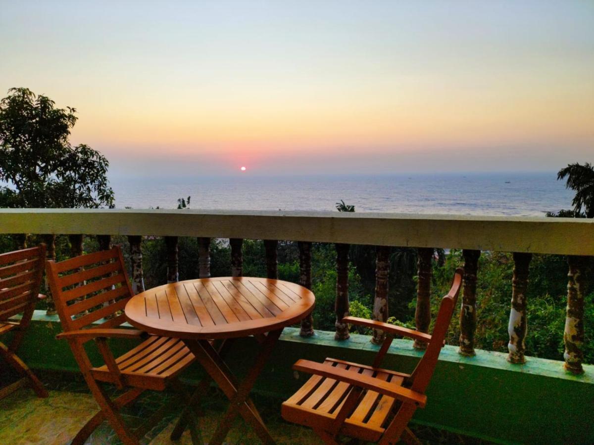 Villa Infinity By The Sea Murud  Exterior foto